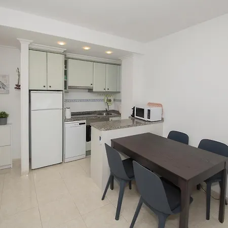Appartamento Z-39C Sea Views, 1 Bedroom, Glazed Terrace And Free Wi-Fi
