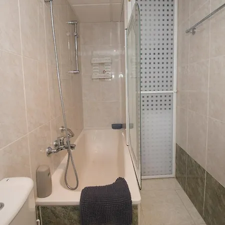 Z-39C Sea Views, 1 Bedroom, Glazed Terrace And Free Wi-Fi Appartamento *